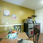 Hostel Auberge Nola * New Orleans