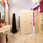 Hostel Hostel Auberge Nola *