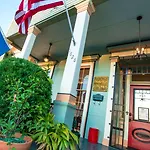 Hostel Hostel Auberge Nola *