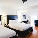 Hotel Royal Frenchmen And Bar New Orleans