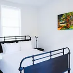 Hotel Royal Frenchmen And Bar 4*