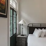 Hotel Royal Frenchmen And Bar