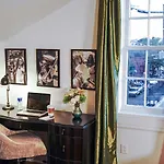 Royal Frenchmen And Bar Hotel New Orleans