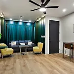 Luxury Villa With Private Rooftop