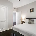 Luxury 3-Bedroom Oasis With Open Living Space & Designer Touches