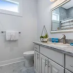 4br With Luxury Amenities New Orleans