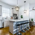 4br With Luxury Amenities New Orleans