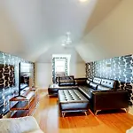 Southern Colonial Escape W/ Pool In Nola!
