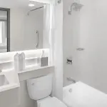 Doubletree By Hilton Hotel New Orleans