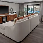 Doubletree By Hilton Hotel 4*