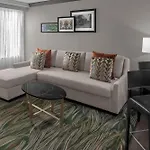 Doubletree By Hilton Hotel New Orleans
