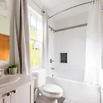 Big Easy Bungalow - Walk To The Canal Streetcar