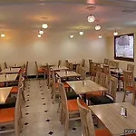 Wyndham Garden Baronne Plaza 3*