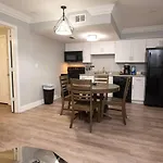 Frenchmen Private Wd Pool & Hot Tub Access Aparthotel New Orleans