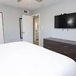 Frenchmen Private Wd Pool & Hot Tub Access Aparthotel New Orleans