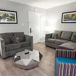 Aparthotel Frenchmen 1br Escape W Pool & Hot Tub Access 4*