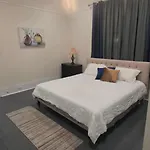 Apartment 2br Penthouse On Claiborne