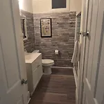 2br Penthouse On Claiborne Apartment