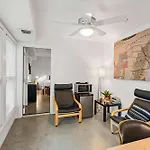 Holiday home The Moon Quonset Hut Vacation Heated & Chilled Pool