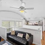 Apartment Moon 101 - Full Moon - 2br 2 5 Bath + Living *