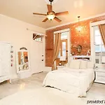 Bed & Breakfast Fleur De Lis Mansion