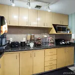Rodeway & Gentilly Hotel 3*