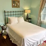 Inn Creole Gardens And 3*