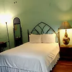 Creole Gardens And Inn New Orleans
