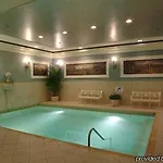Courtyard By Marriott French Quarter/iberville Hotel 3*
