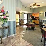 Rodeway & Gentilly Hotel