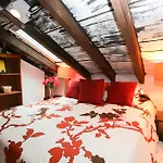 Fleur De Lis Mansion Bed & Breakfast