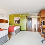 Alder Uptown Hotel