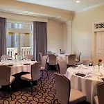 Courtyard By Marriott French Quarter/iberville Hotel