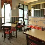 Hotel Rodeway & Gentilly 3*