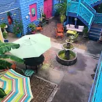 Creole Gardens And Inn