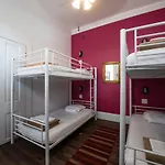 Hostel Auberge Nola