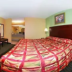 Rodeway & Gentilly Hotel 3*