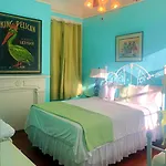 Inn Creole Gardens And 3*