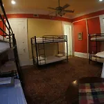 Hostel Auberge Nola Hostel *