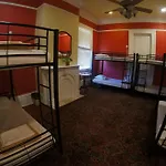 Hostel Auberge Nola Hostel *