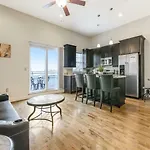 Apartment Gorgeous - Walk To French Quarter *