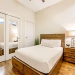 Apartment Gorgeous - Walk To French Quarter *