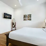 Fabulous With Views Apartment *