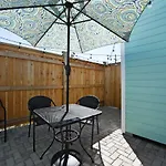 Nola Cottage