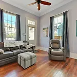 Nola Apartment *