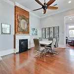 Nola Apartment *