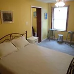 Historic Modern Uptown Home Ll