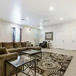 Apartment Inviting 3br Steps From St Charles Ave New Orleans