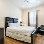 Apartment Inviting 3br Steps From St Charles Ave