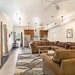 Modern 4Br City Condo 5Min Drive To Fq